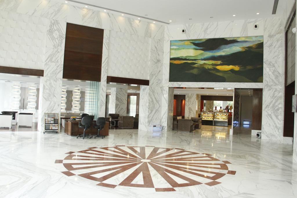 Country Inn & Suites By Radisson, 巴廷达 外观 照片